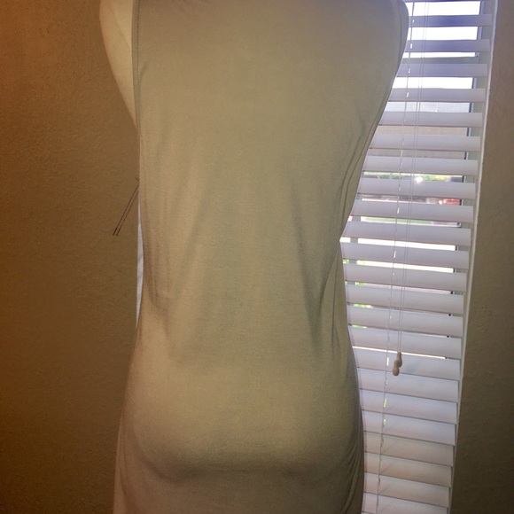 Top - Picture 2 of 3